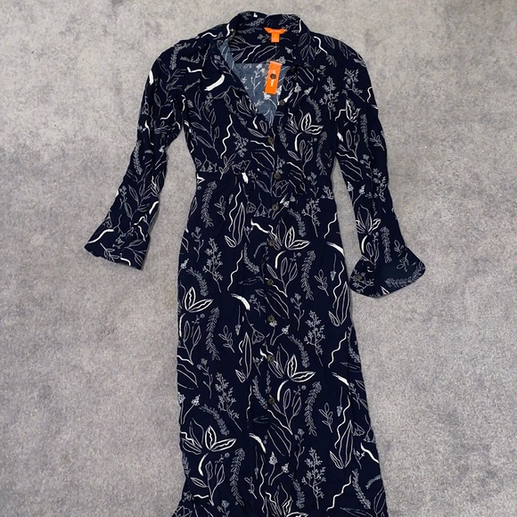 Dress - Picture 1 of 1